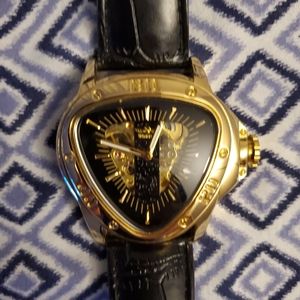 Automatic triangle dial Unique watch